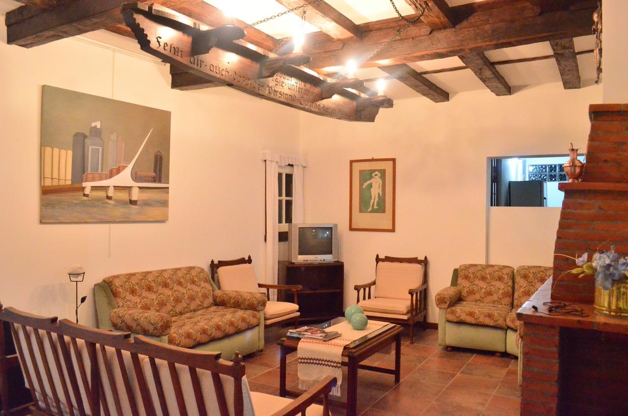 Hostería Sajonia Villa Gesell Exterior foto